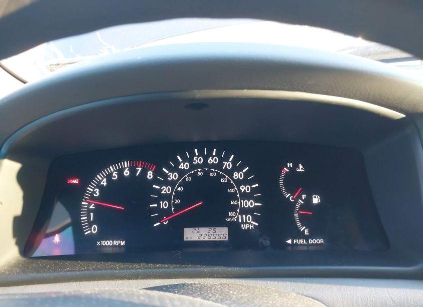 Photo 7 of 2005 Toyota Corolla LE (VIN 2T1BR32E45C503682)