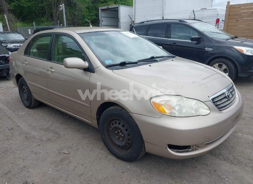 2005 Toyota Corolla LE (VIN 2T1BR32E45C553689) main photo