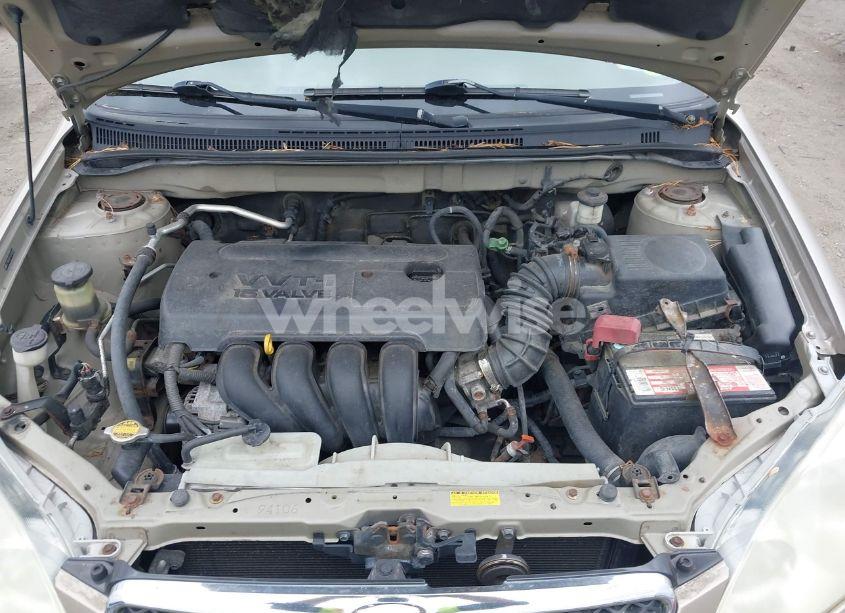 Photo 10 of 2005 Toyota Corolla LE (VIN 2T1BR32E45C553689)