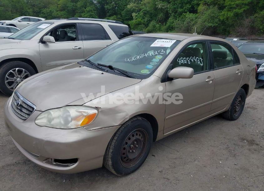 Photo 2 of 2005 Toyota Corolla LE (VIN 2T1BR32E45C553689)