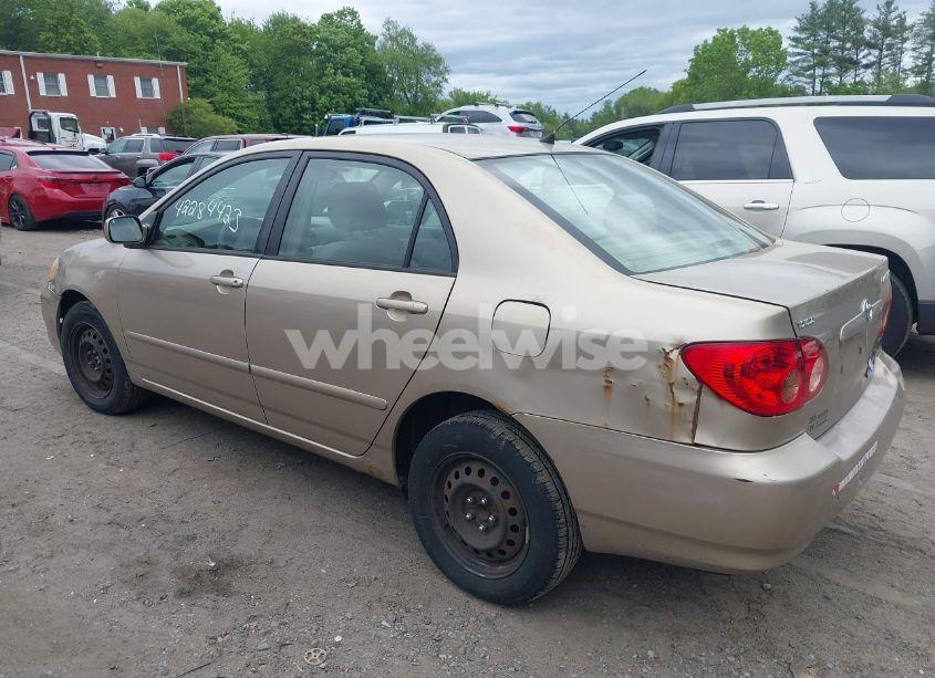 Photo 3 of 2005 Toyota Corolla LE (VIN 2T1BR32E45C553689)