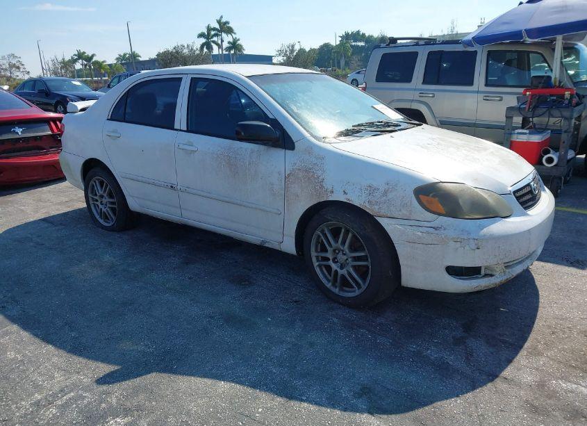 2006 Toyota Corolla CE (VIN 2T1BR32E46C622737) main photo