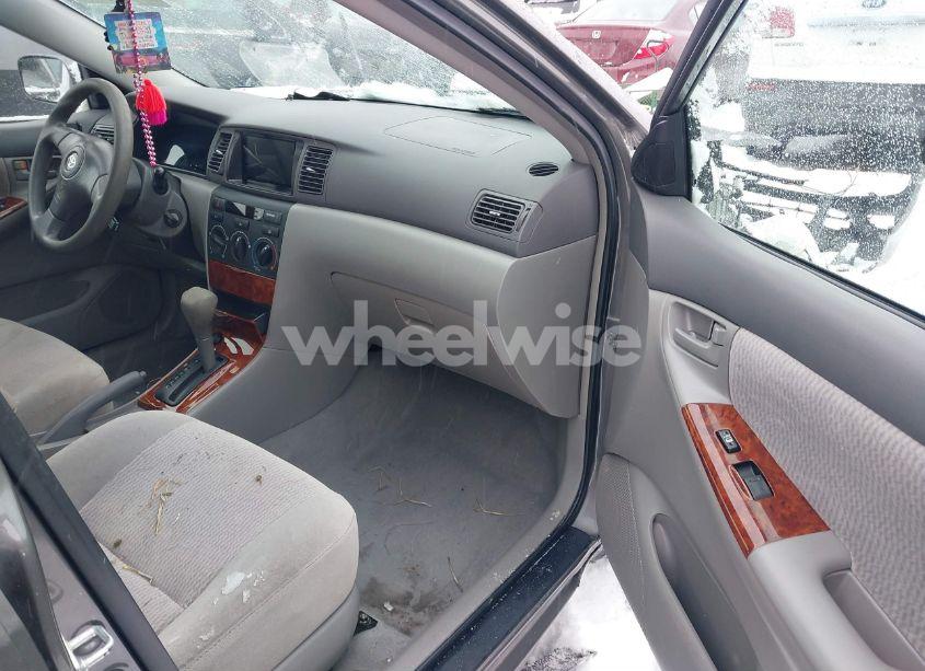 Photo 5 of 2006 Toyota Corolla LE (VIN 2T1BR32E46C629428)