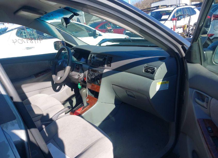 Photo 5 of 2006 Toyota Corolla LE (VIN 2T1BR32E46C641062)