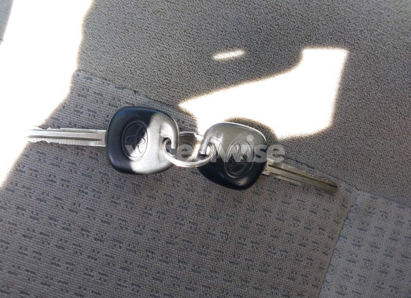 Photo 11 of 2006 Toyota Corolla CE (VIN 2T1BR32E46C644611)