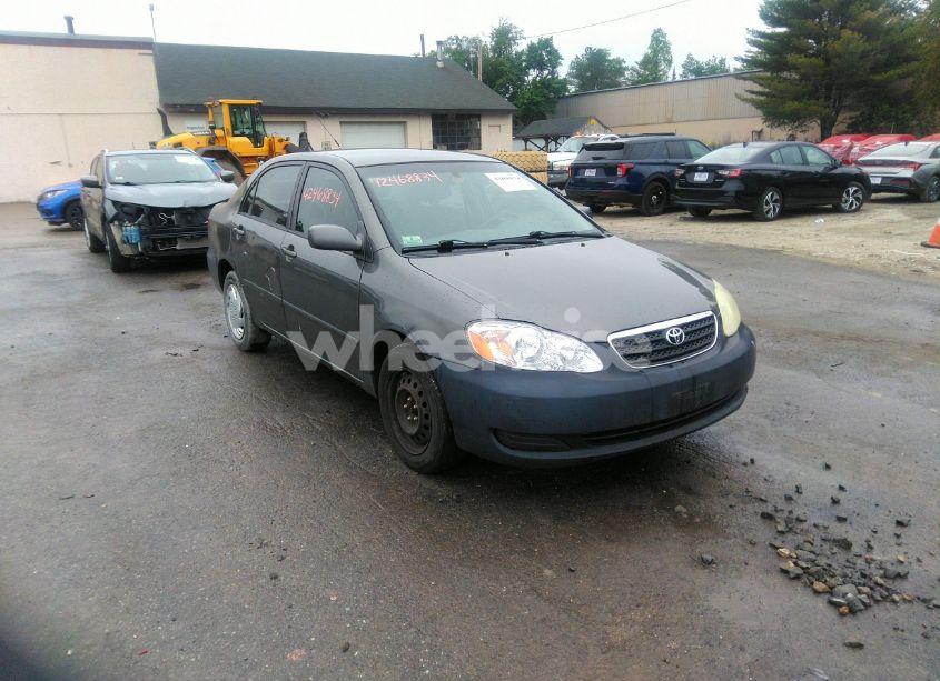 2007 Toyota Corolla LE (VIN 2T1BR32E47C843966) main photo