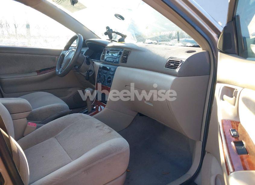 Photo 5 of 2007 Toyota Corolla LE (VIN 2T1BR32E47C847113)