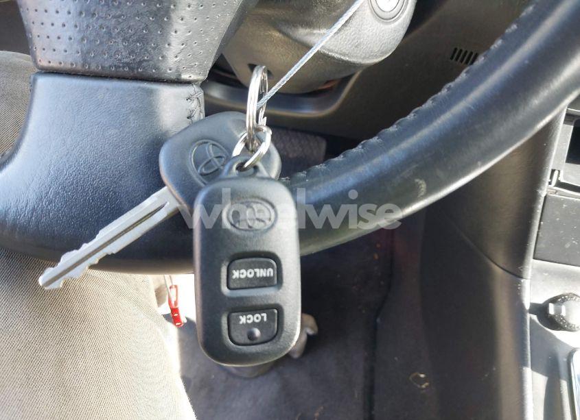 Photo 11 of 2008 Toyota Corolla S (VIN 2T1BR32E48C881148)