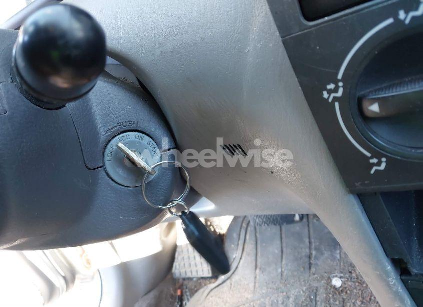 Photo 11 of 2003 Toyota Corolla LE (VIN 2T1BR32E53C153749)