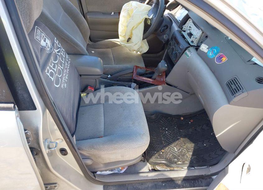 Photo 5 of 2003 Toyota Corolla LE (VIN 2T1BR32E53C153749)