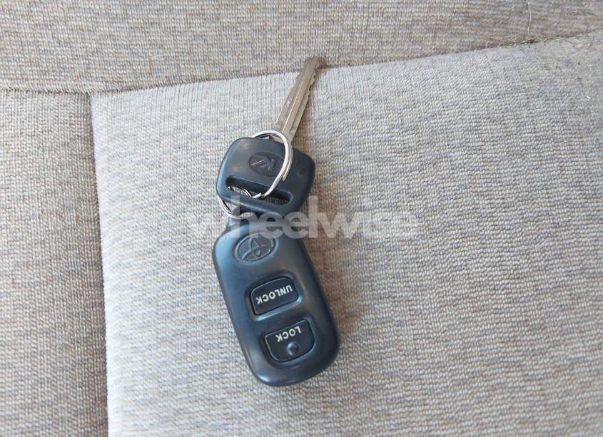 Photo 11 of 2004 Toyota Corolla LE (VIN 2T1BR32E54C279143)