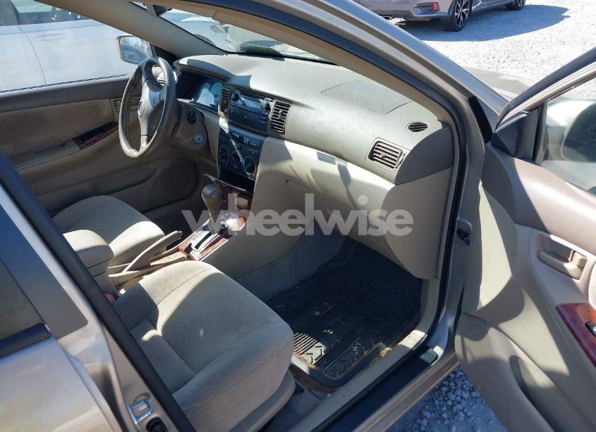 Photo 5 of 2004 Toyota Corolla LE (VIN 2T1BR32E54C279143)