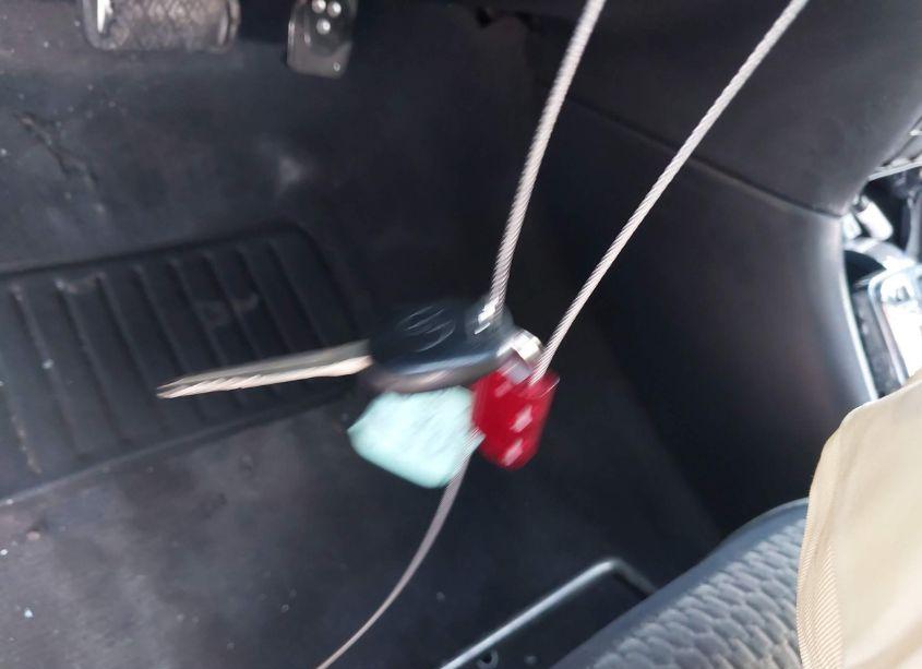 Photo 11 of 2005 Toyota Corolla S (VIN 2T1BR32E55C366798)