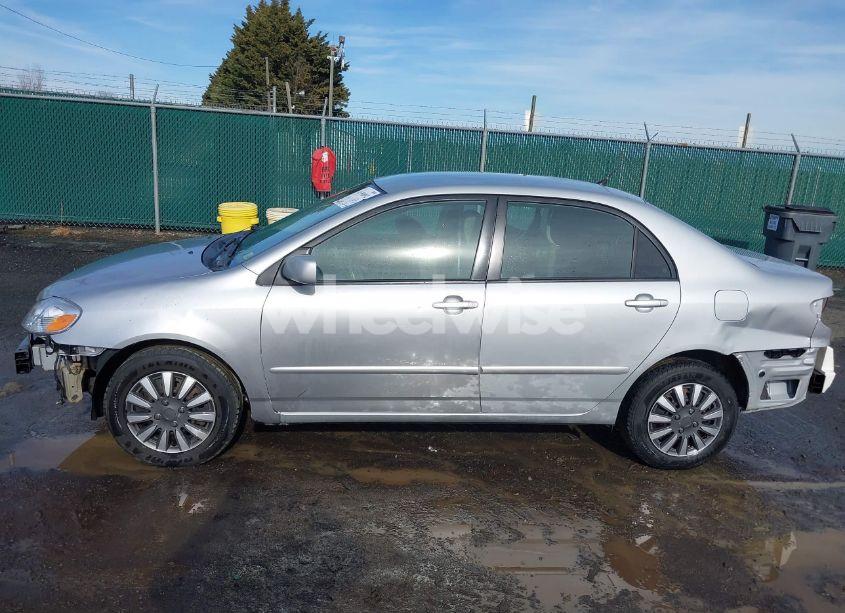 Photo 15 of 2005 Toyota Corolla LE (VIN 2T1BR32E55C474080)