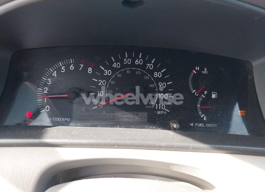 Photo 7 of 2005 Toyota Corolla LE (VIN 2T1BR32E55C474080)