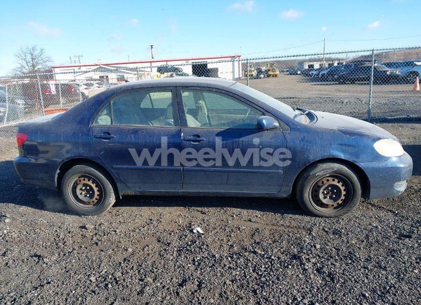 Photo 13 of 2005 Toyota Corolla LE (VIN 2T1BR32E55C497648)