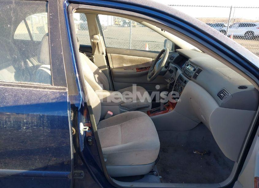 Photo 5 of 2005 Toyota Corolla LE (VIN 2T1BR32E55C497648)