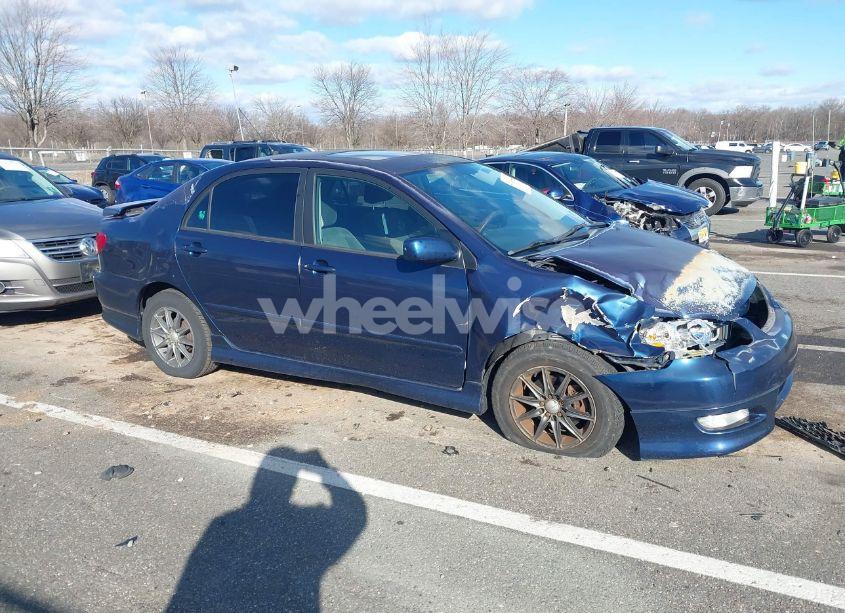 2006 Toyota Corolla S (VIN 2T1BR32E56C677472) main photo