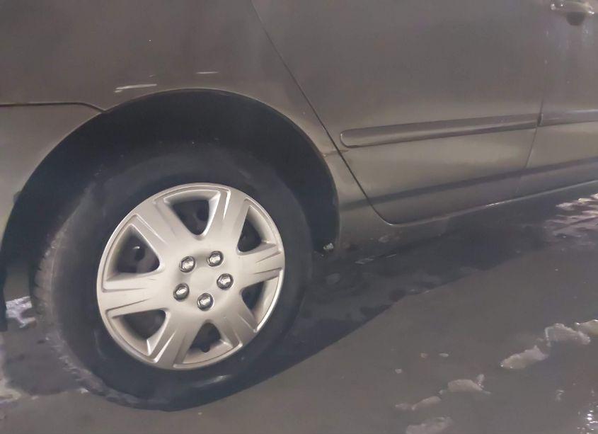 Photo 14 of 2007 Toyota Corolla LE (VIN 2T1BR32E57C795376)