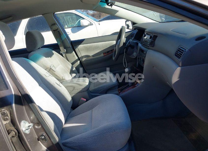 Photo 5 of 2003 Toyota Corolla LE (VIN 2T1BR32E63C005688)