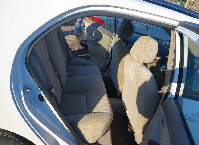 Photo 8 of 2003 Toyota Corolla LE (VIN 2T1BR32E63C041039)