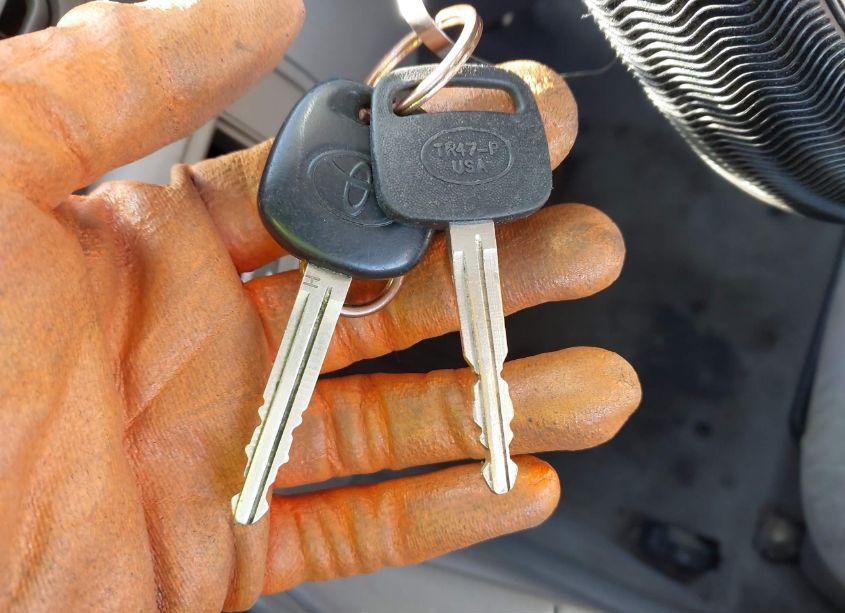 Photo 11 of 2003 Toyota Corolla CE (VIN 2T1BR32E63C160953)