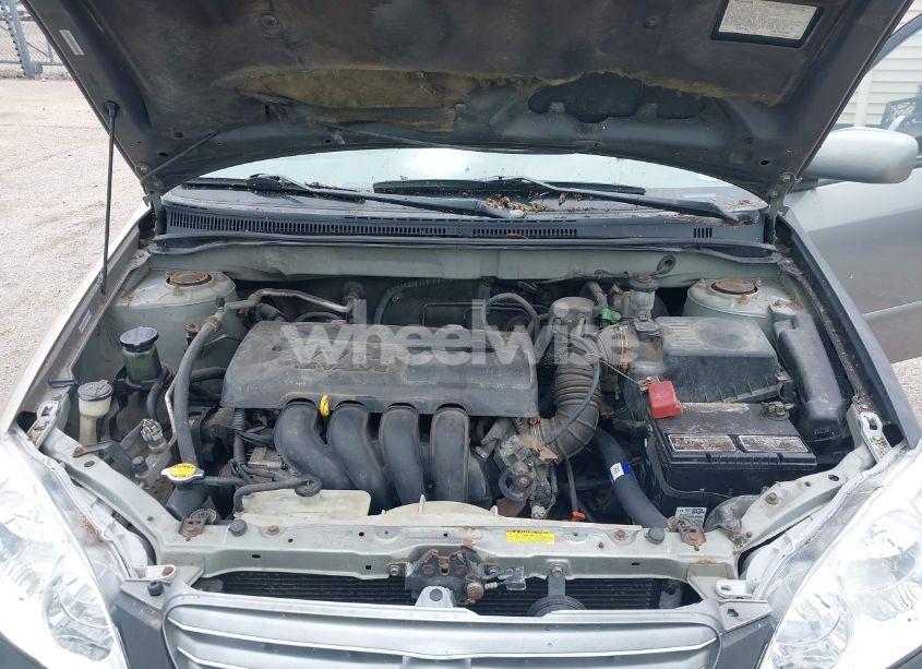 Photo 10 of 2004 Toyota Corolla LE (VIN 2T1BR32E64C281712)