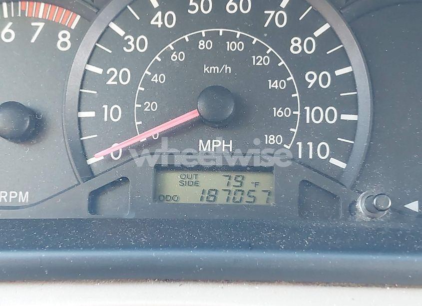 Photo 7 of 2005 Toyota Corolla CE (VIN 2T1BR32E65C327881)