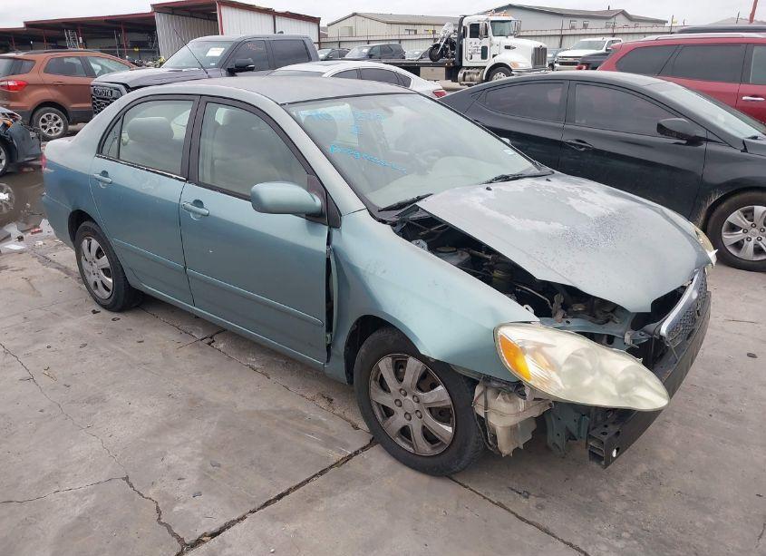 2005 Toyota Corolla LE (VIN 2T1BR32E65C376790) main photo