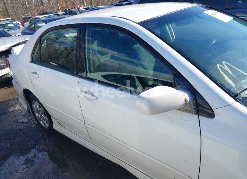 Photo 13 of 2005 Toyota Corolla S (VIN 2T1BR32E65C442559)