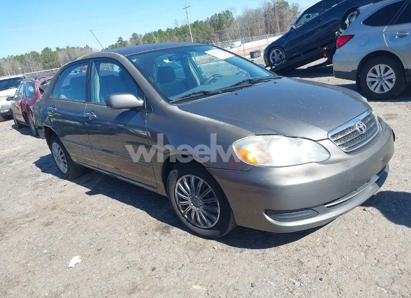 2005 Toyota Corolla LE (VIN 2T1BR32E65C485637) main photo