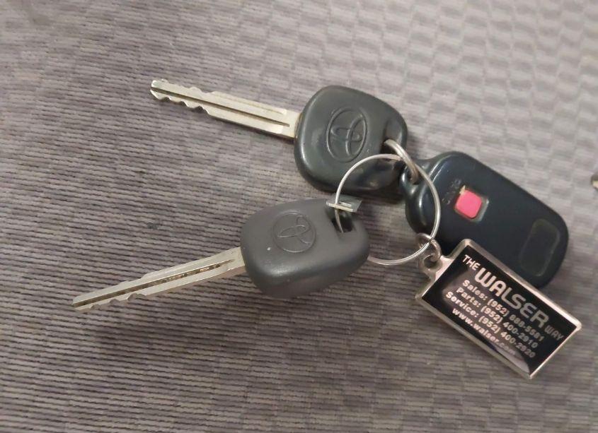 Photo 11 of 2005 Toyota Corolla LE (VIN 2T1BR32E65C497240)