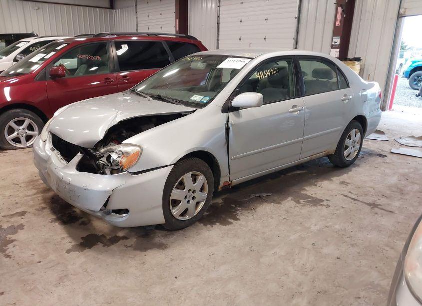 Photo 2 of 2006 Toyota Corolla LE (VIN 2T1BR32E66C657988)