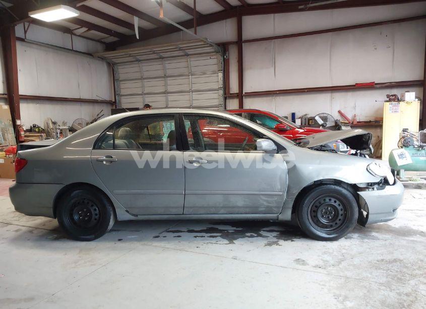 Photo 13 of 2003 Toyota Corolla CE/LE/S (VIN 2T1BR32E73C070484)