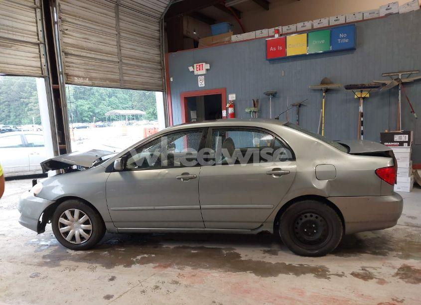 Photo 14 of 2003 Toyota Corolla CE/LE/S (VIN 2T1BR32E73C070484)