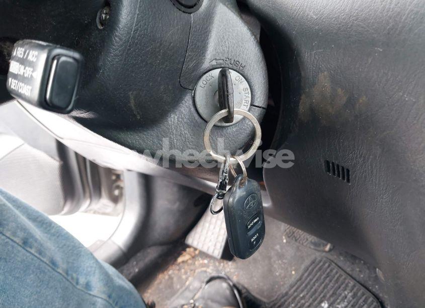 Photo 11 of 2003 Toyota Corolla S (VIN 2T1BR32E73C148083)