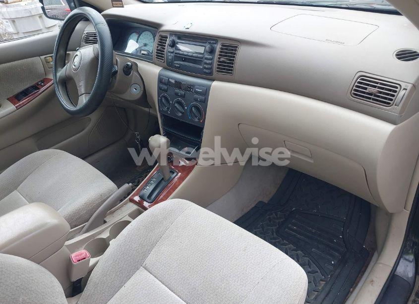 Photo 5 of 2004 Toyota Corolla LE (VIN 2T1BR32E74C255443)