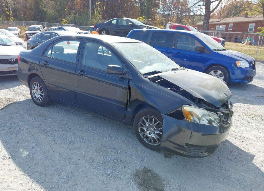 2004 Toyota Corolla CE/LE/S (VIN 2T1BR32E74C260268) main photo