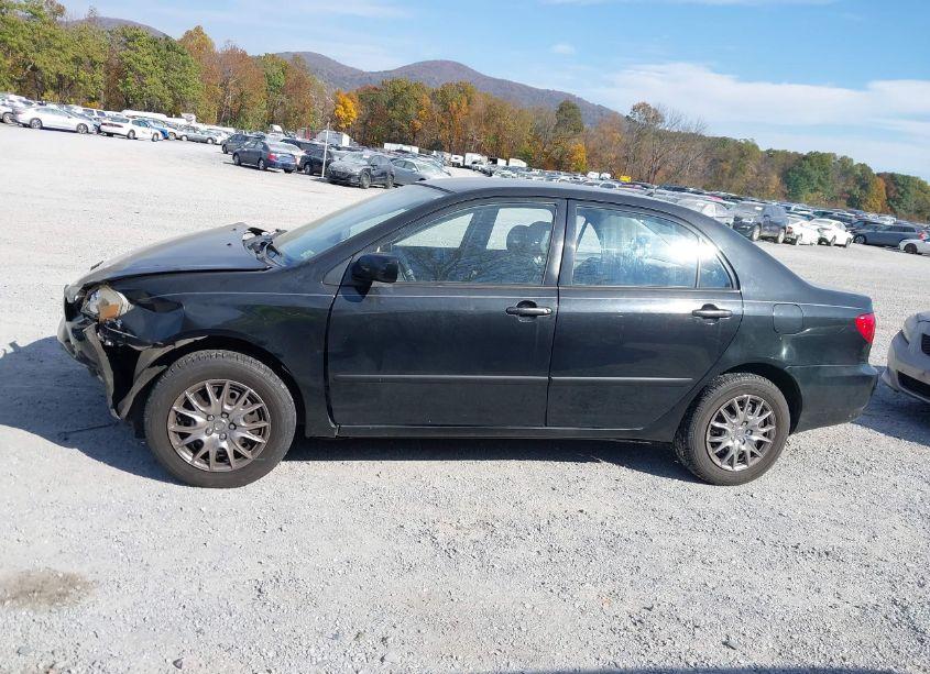 Photo 15 of 2004 Toyota Corolla CE/LE/S (VIN 2T1BR32E74C260268)