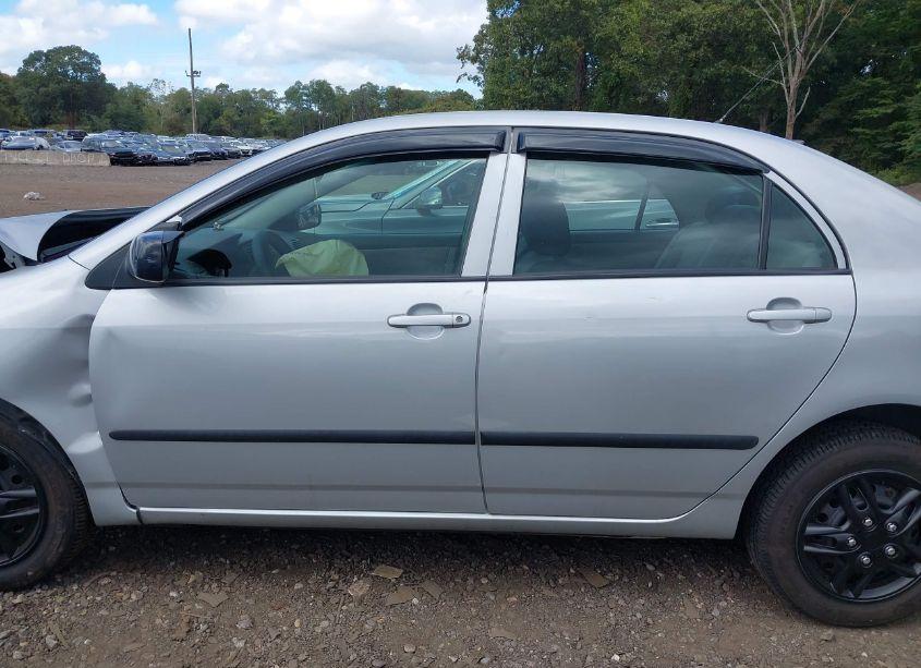 Photo 15 of 2005 Toyota Corolla CE (VIN 2T1BR32E75C366933)