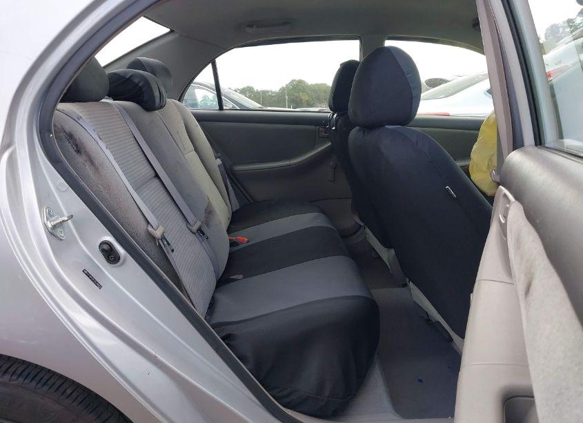 Photo 8 of 2005 Toyota Corolla CE (VIN 2T1BR32E75C366933)