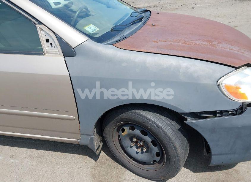 Photo 16 of 2005 Toyota Corolla LE (VIN 2T1BR32E75C436785)