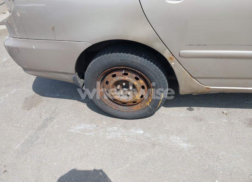 Photo 17 of 2005 Toyota Corolla LE (VIN 2T1BR32E75C436785)