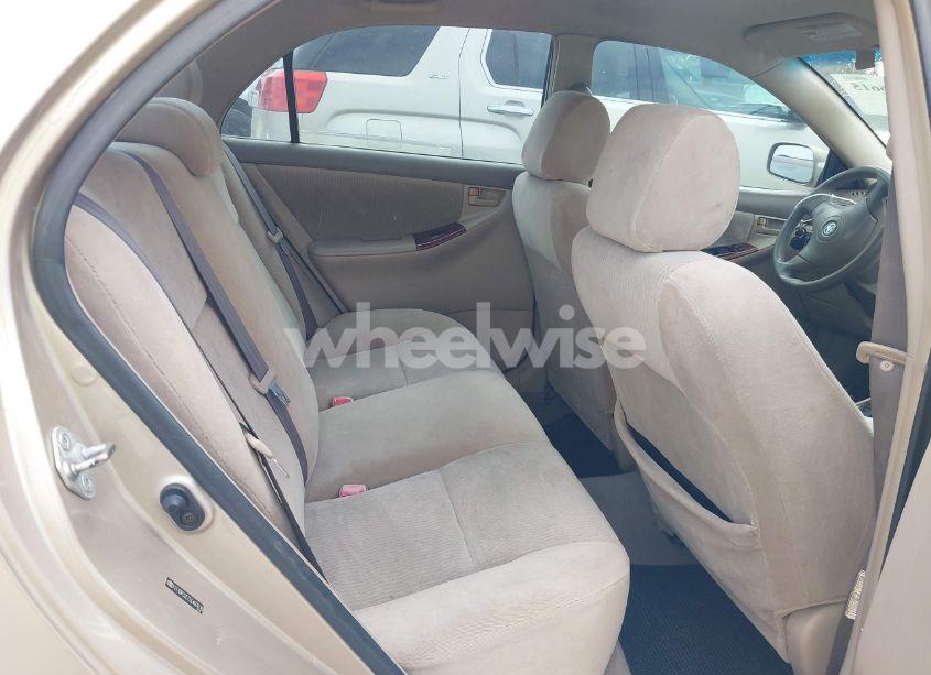 Photo 8 of 2005 Toyota Corolla LE (VIN 2T1BR32E75C467616)