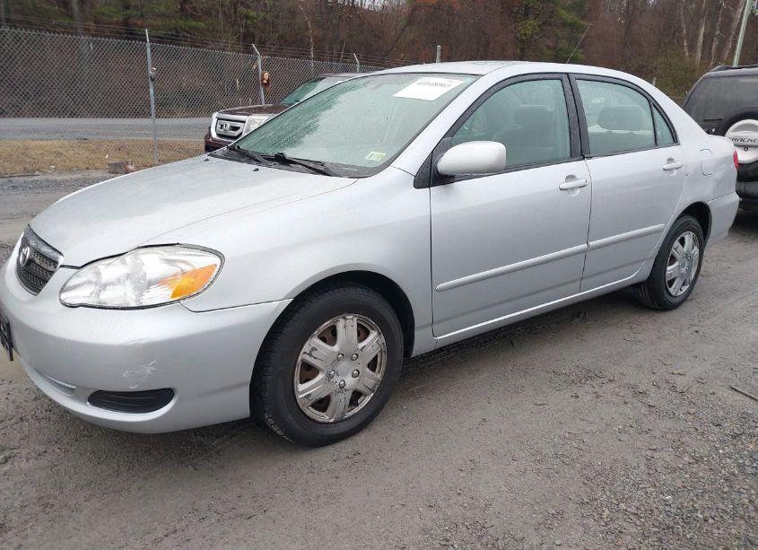 Photo 2 of 2005 Toyota Corolla LE (VIN 2T1BR32E75C488482)