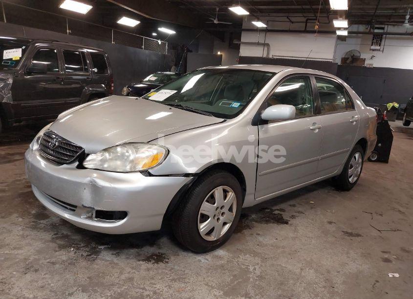 Photo 2 of 2006 Toyota Corolla LE (VIN 2T1BR32E76C653738)
