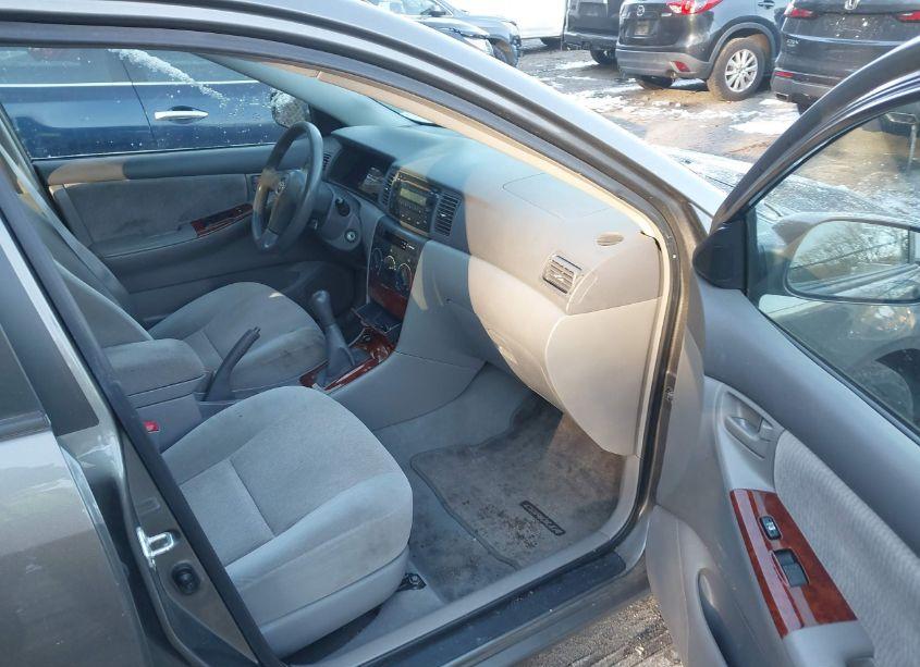 Photo 5 of 2007 Toyota Corolla LE (VIN 2T1BR32E77C734241)