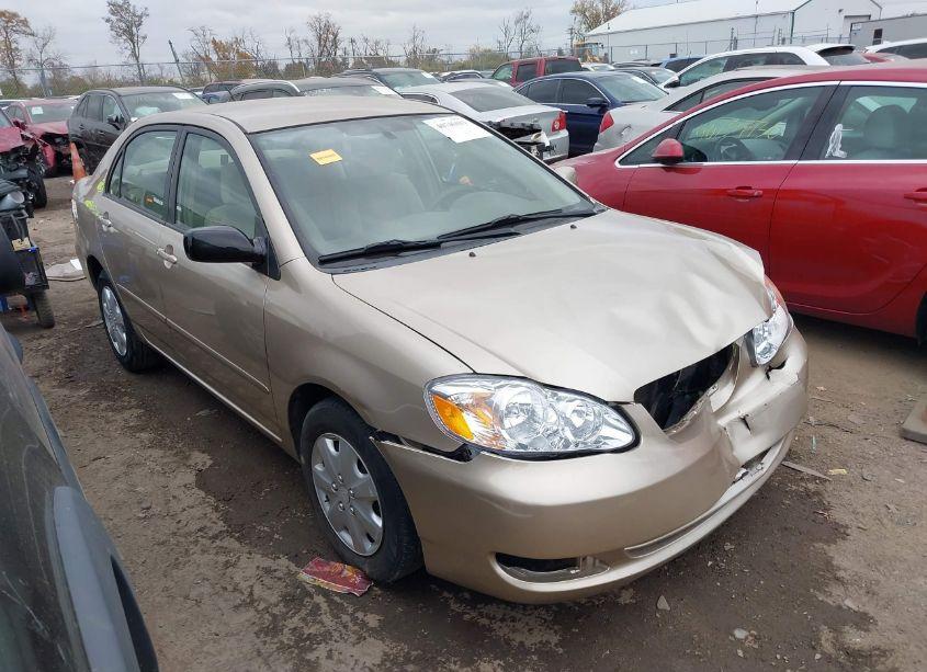 2007 Toyota Corolla LE (VIN 2T1BR32E77C768602) main photo