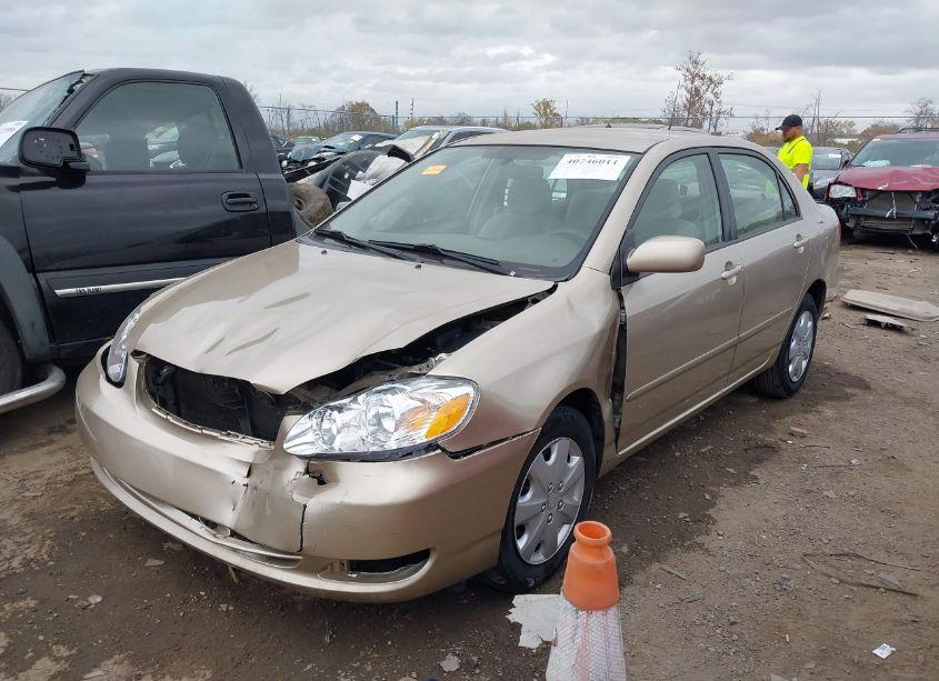 Photo 2 of 2007 Toyota Corolla LE (VIN 2T1BR32E77C768602)