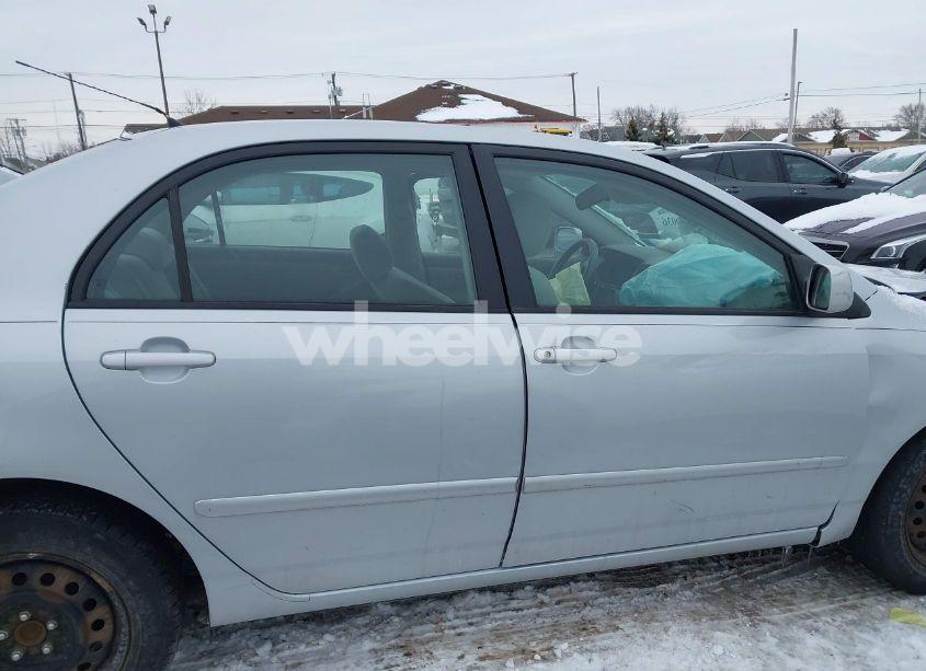 Photo 13 of 2007 Toyota Corolla LE (VIN 2T1BR32E77C784945)